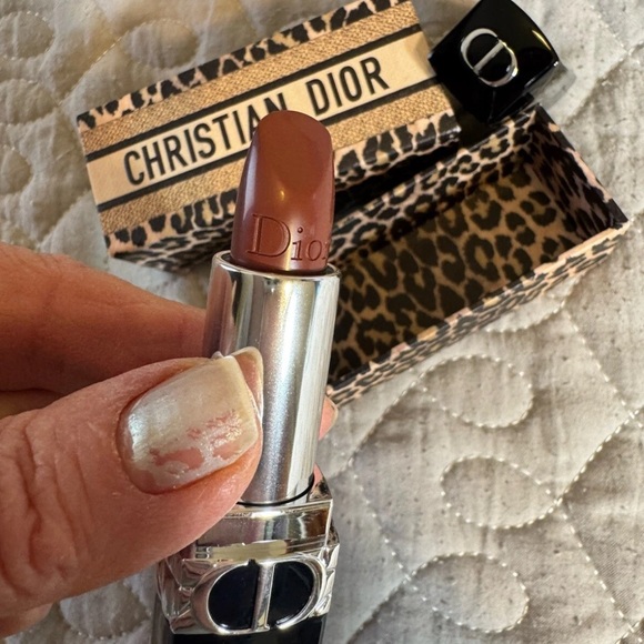 Dior Lipstick - Sophisticated Tan - Picture 1 of 7